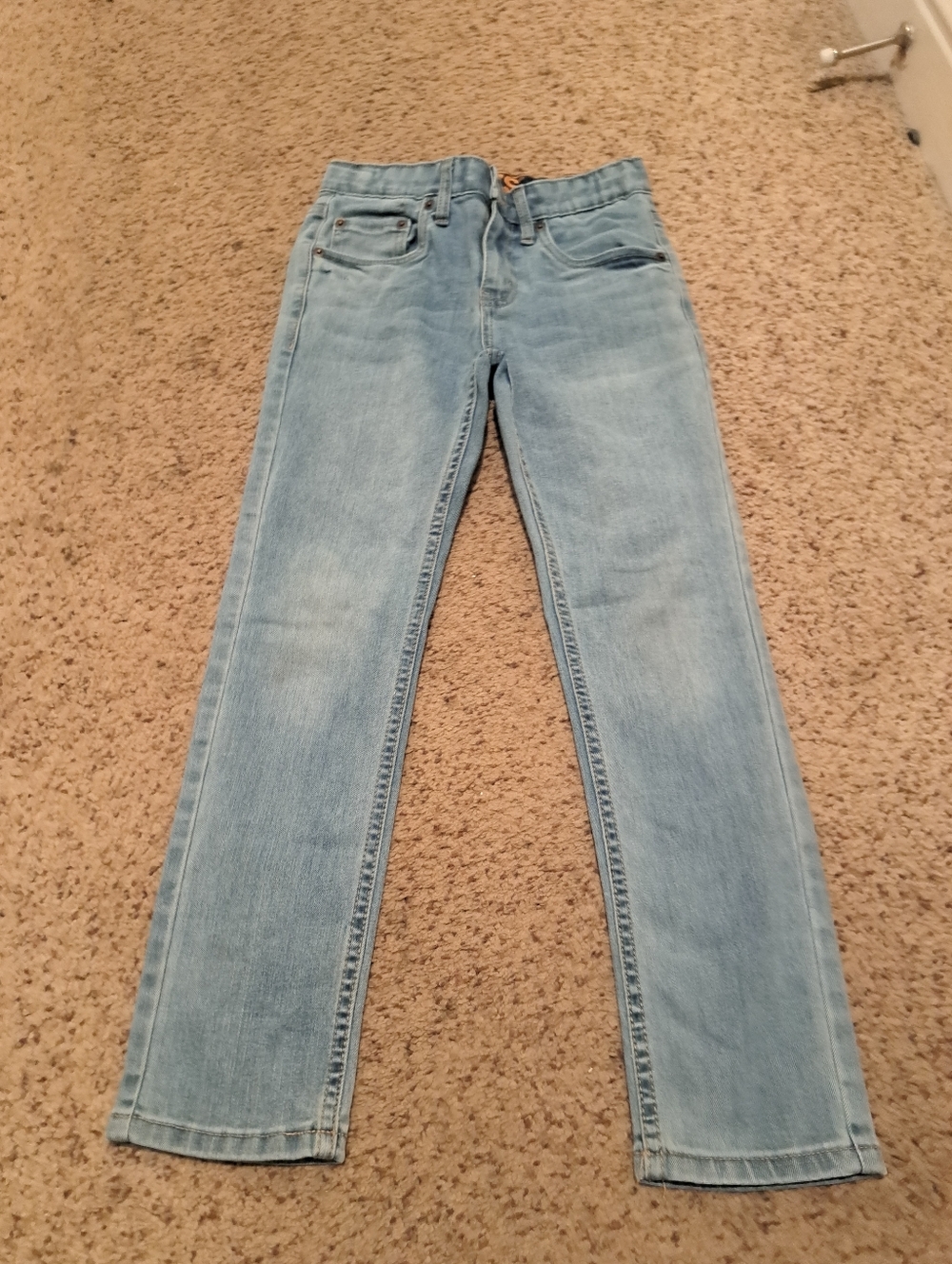 Levis